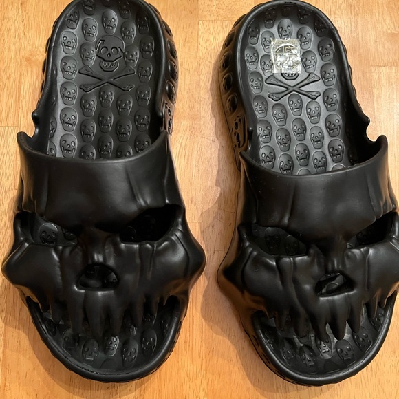 💀 Unisex skull slides 💀 new and unworn - Picture 2 of 8